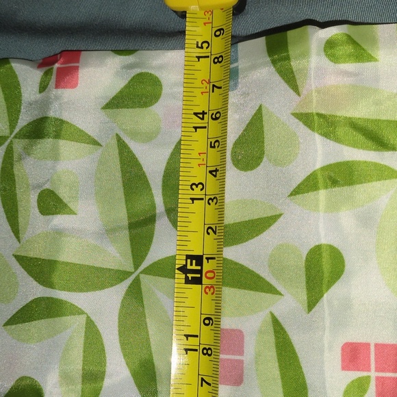 Tote - Light Weight - Picture 2 of 4